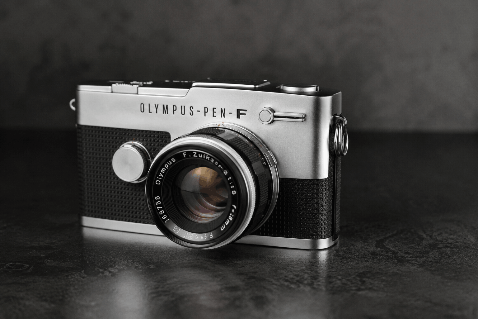 olympus pen f